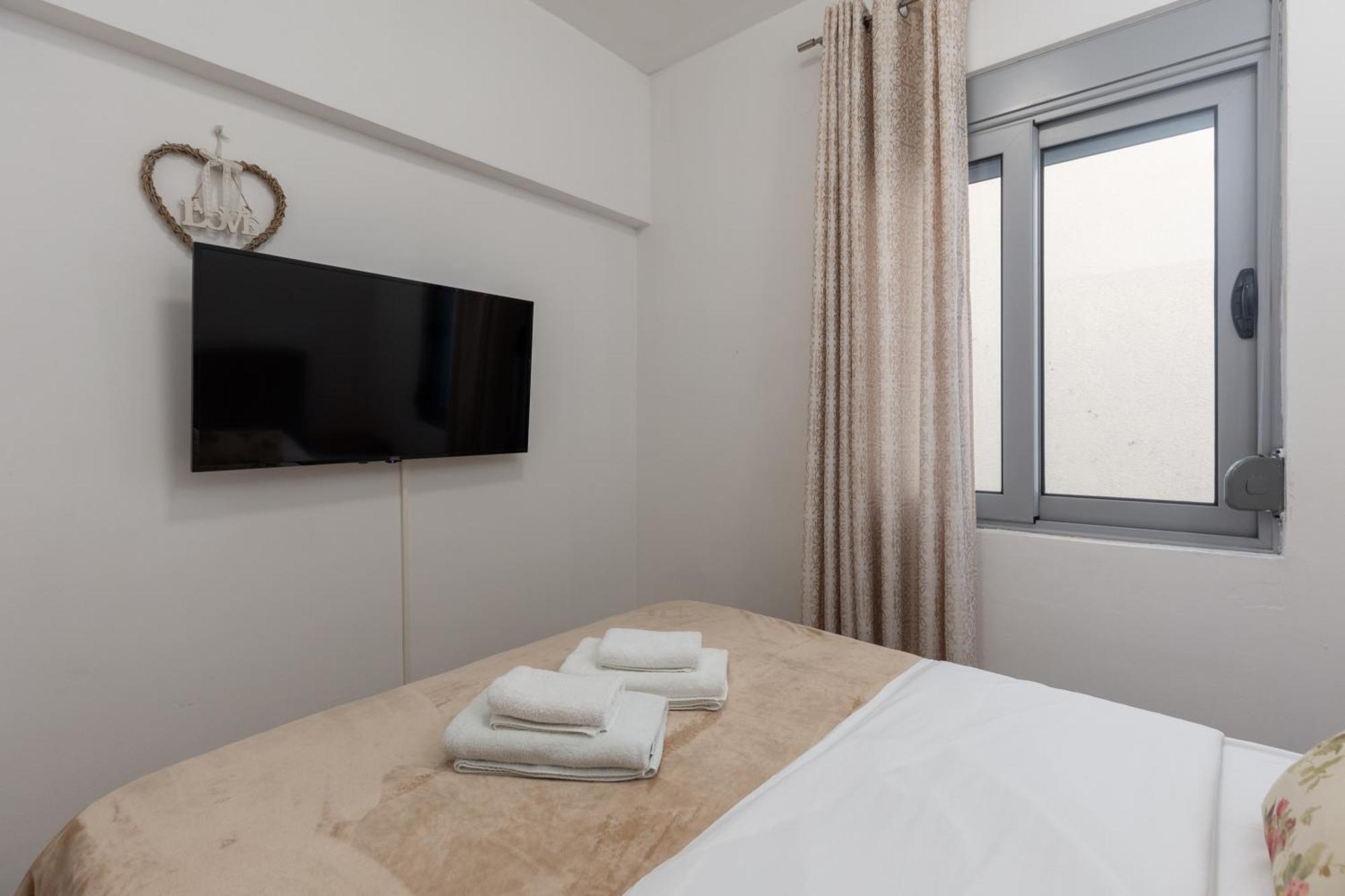 Апартаменти Ana's Place Near The Sea Котор